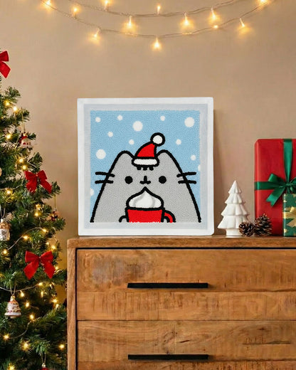 Набір Килимової Вишивки – Різдвяна кішечка Мая